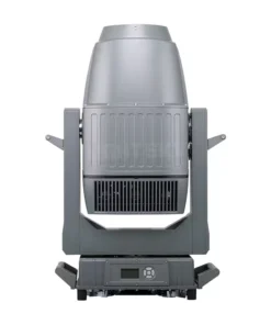 Shark Profile è una grande luce da palco di livello industriale con finitura metallica grigia, dotata di testa cilindrica, sezioni ventilate e base con comandi. È ideale per l'uso in teatro o in eventi per creare effetti di illuminazione dinamici.